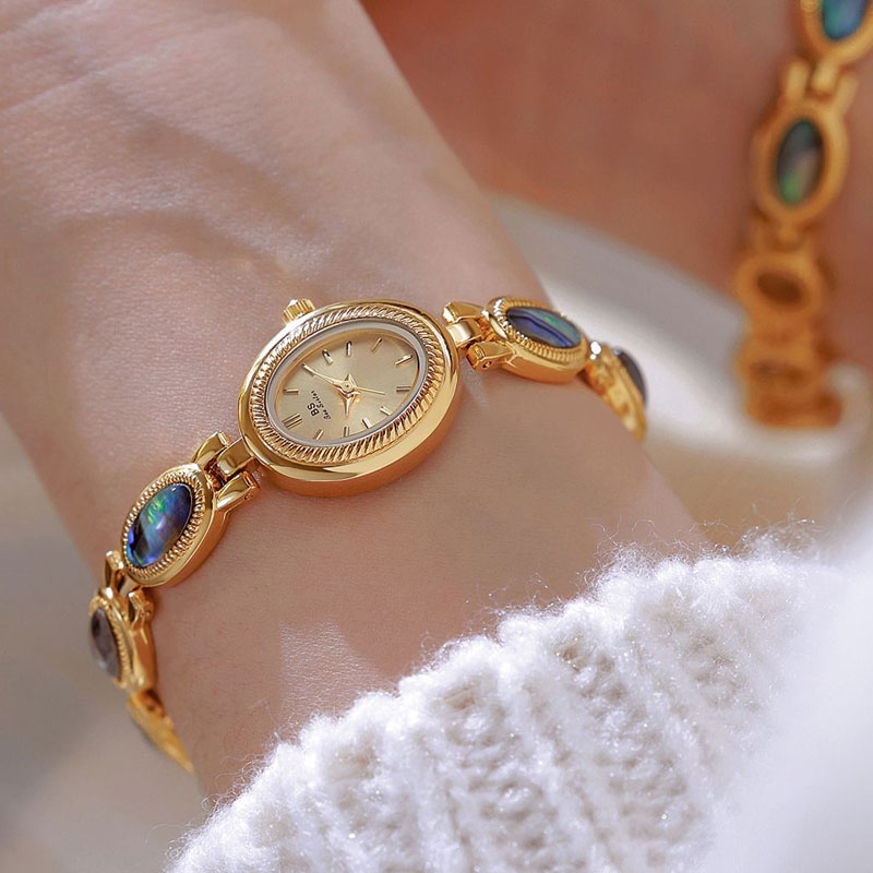 Классические часы-браслет прем – обзор и цена Luxury Watch Gold And Black
